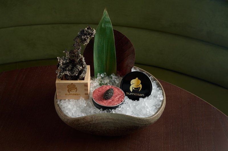 TORO TARTARE Oscietra caviar, spring onions, tapioca crackers (1).jpg