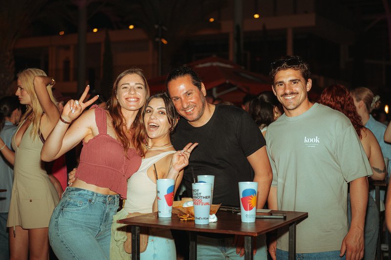 22120AC00818.JPG