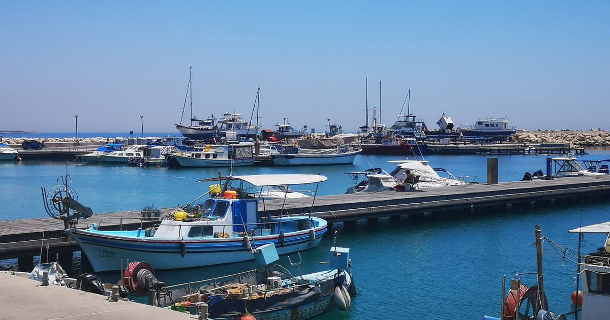 &Tau;&omicron; &Phi;&epsilon;&sigma;&tau;&iota;&beta;ά&lambda; &Psi;&alpha;&rho;&iota;&omicron;ύ &sigma;&tau;&omicron; &Zeta;ύ&gamma;&iota; &epsilon;&pi;&iota;&sigma;&tau;&rho;έ&phi;&epsilon;&iota; &kappa;&alpha;&iota; &alpha;&nu;&alpha;&kappa;&omicron;ί&nu;&omega;&sigma;&epsilon; &eta;&mu;&epsilon;&rho;&omicron;&mu;&eta;&nu;ί&alpha;