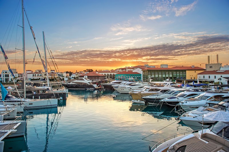60895-sites/limassol-marina-2.jpg