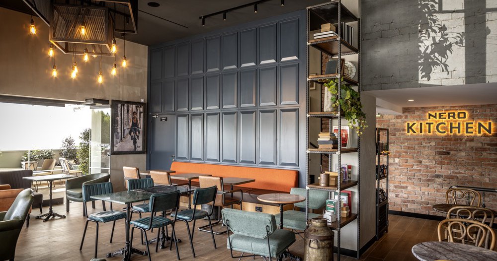 Caff&egrave; Nero &sigma;&tau;&alpha; &Lambda;&alpha;&tau;&sigma;&iota;ά. &Tau;&omicron; &nu;έ&omicron; &alpha;&gamma;&alpha;&pi;&eta;&mu;έ&nu;&omicron; &sigma;&tau;έ&kappa;&iota; &tau;&eta;&sigmaf; &gamma;&epsilon;&iota;&tau;&omicron;&nu;&iota;ά&sigmaf;!