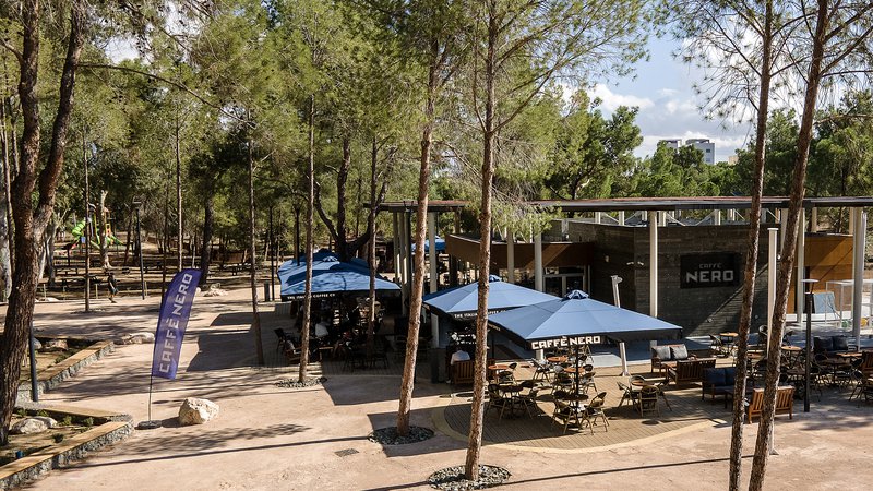 Akadimia Park 2.jpg