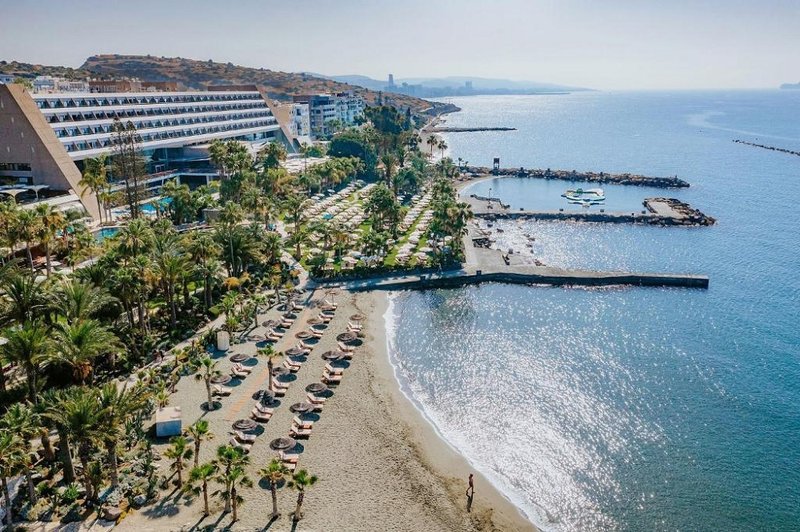 Amathus_Beach.width-800.jpg