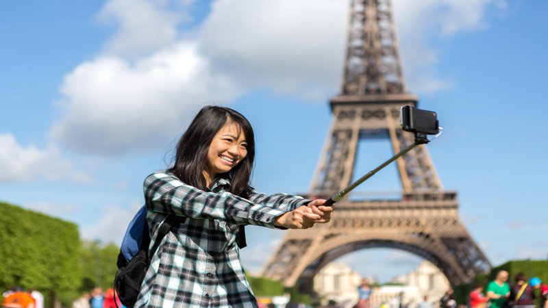 Chinese-tourists.jpg