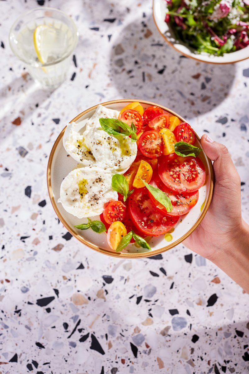 JAMIE'S ITALIAN Caprese Salad.jpg