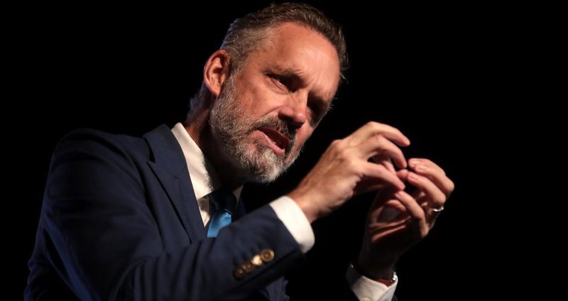 Jordan_Peterson_32590076658-1021x.2e16d0ba.fill-1375x729.jpg