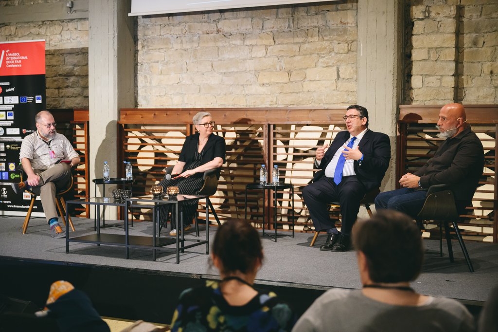 Μιχάλης Καλαμαράς, Sara Loyd, Δημήτρης Σκουρίδης, Δημήτρης Χατζησοφοκλή.jpg