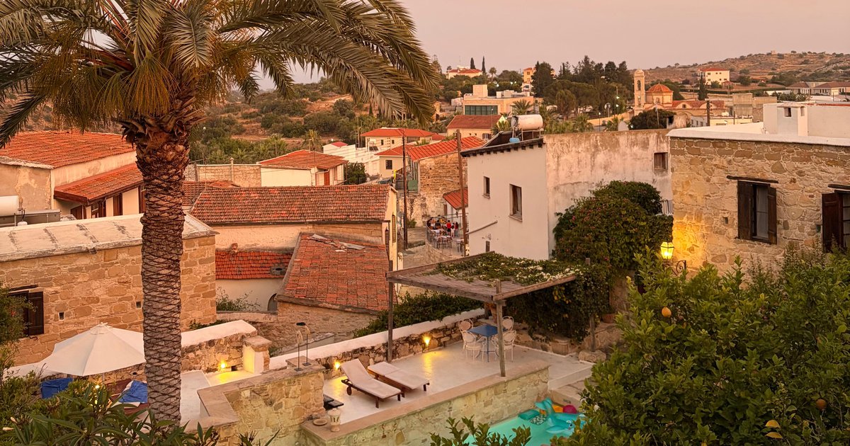 Lost in Fermentation: &Kappa;&rho;&alpha;&sigma;ί &kappa;&alpha;&iota; &sigma;&iota;&nu;&epsilon;&mu;ά &kappa;ά&tau;&omega; &alpha;&pi;ό &tau;&omicron;&nu; έ&nu;&alpha;&sigma;&tau;&rho;&omicron; &omicron;&upsilon;&rho;&alpha;&nu;ό!