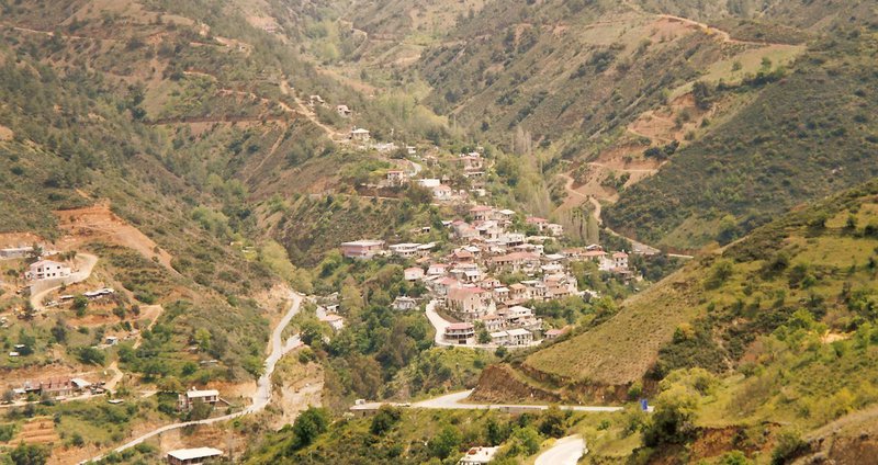 Oikos_Troodos_Zypern.2e16d0ba.fill-1375x729.jpg