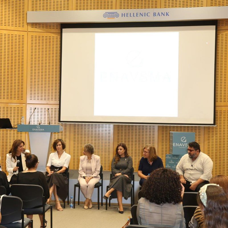 Pannel Discussion.jpg