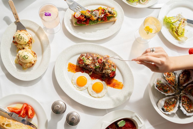 Parklane Limassol - Restaurants - LPM - Brunch - table setting 01 LR.jpg