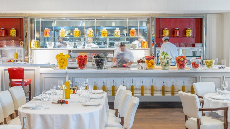 Snails with Garlic Butter.jpg