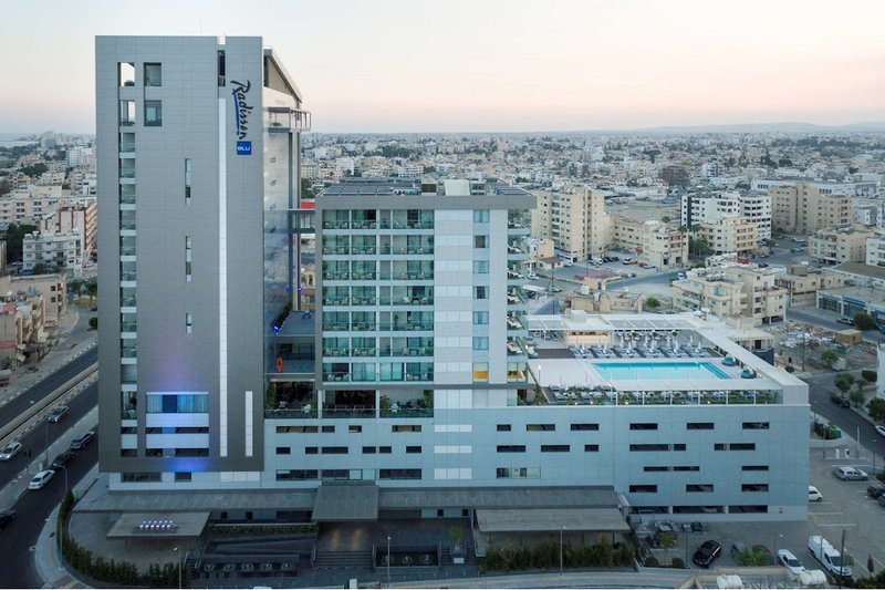 Radisson_Blu_Larnaca.width-800.jpg