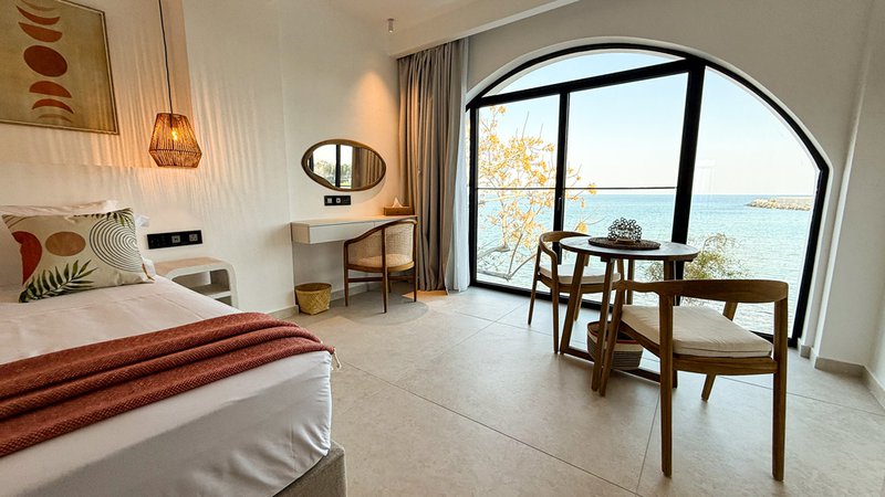 SIRENA-BAY-LUXURY-SUITES- EASTER HOLIDAYS (9).jpg