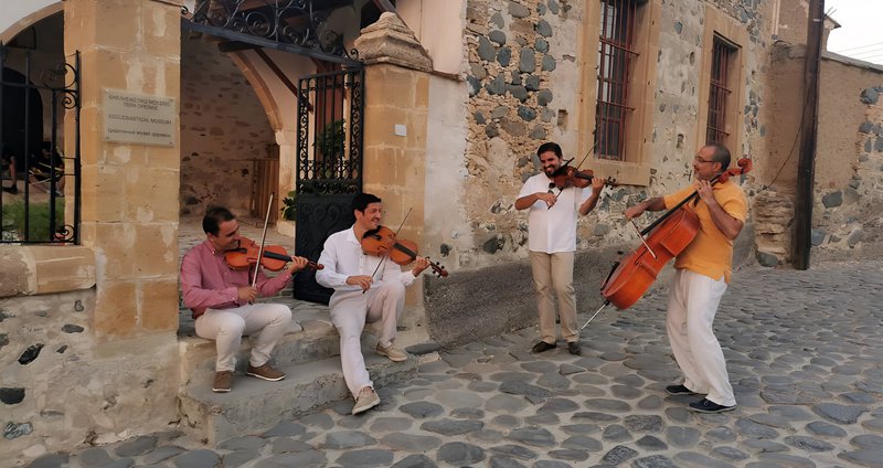 TratSik_String_Quartet_1.2e16d0ba.fill-1375x729.jpg