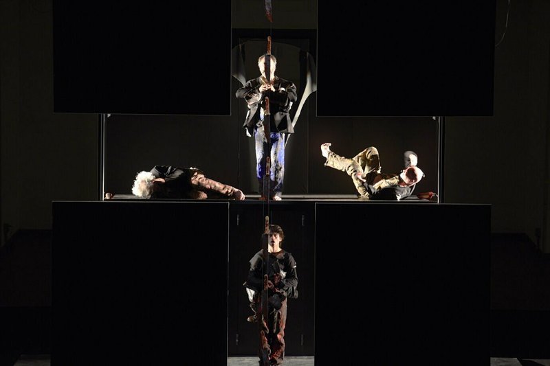 Waiting_for_Godot_Johanna_Weber_2.width-2560_L1bxN3nQ96VJ949X.jpg