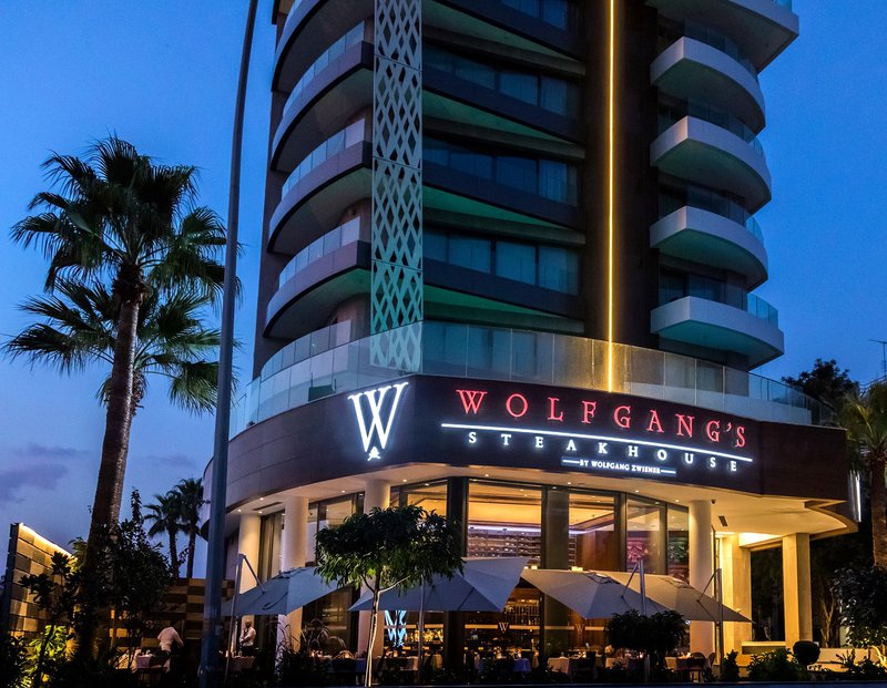 Wolfgang's Steak House 1.jpg