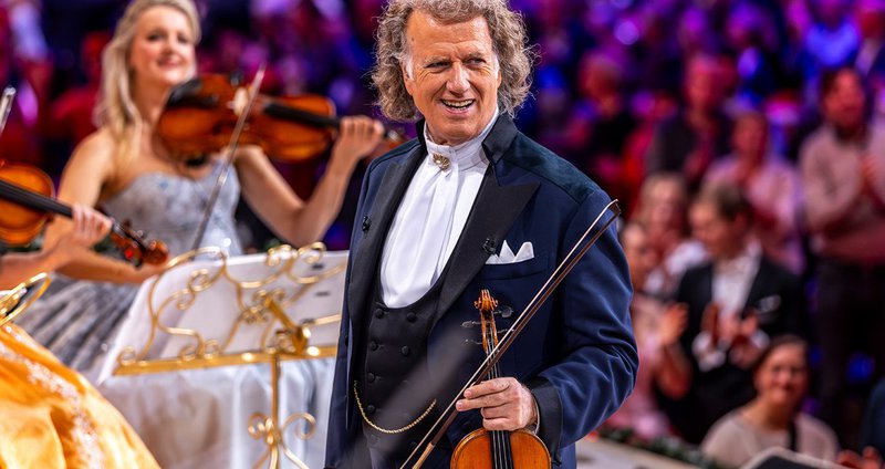 andre-rieu-christmas.2e16d0ba.fill-1375x729.jpg