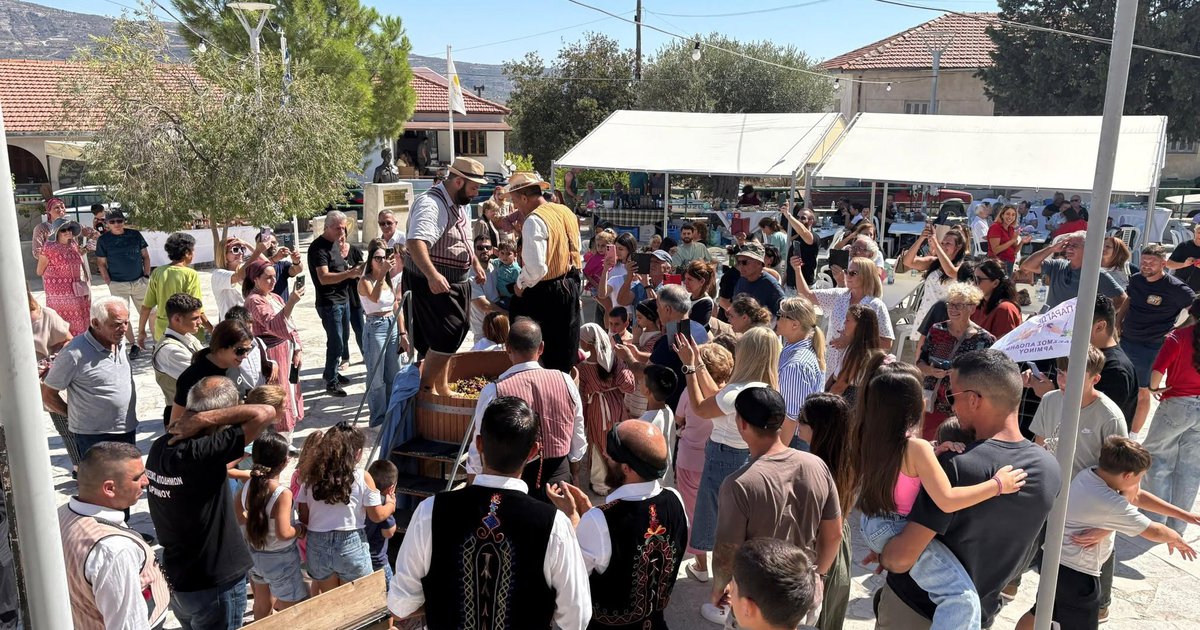 &Eta; &Alpha;&rho;&mu;ί&nu;&omicron;&upsilon; &epsilon;&tau;&omicron;&iota;&mu;ά&zeta;&epsilon;&tau;&alpha;&iota; &gamma;&iota;&alpha; &tau;&omicron; 5&omicron; &Phi;&epsilon;&sigma;&tau;&iota;&beta;ά&lambda; &Sigma;&tau;&alpha;&phi;&upsilon;&lambda;&iota;&omicron;ύ &kappa;&alpha;&iota; &Pi;&alpha;&rho;ά&gamma;&omega;&gamma;&alpha; &tau;&omicron;&upsilon;
