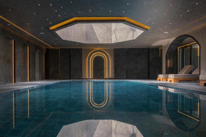 brown spa.jpg