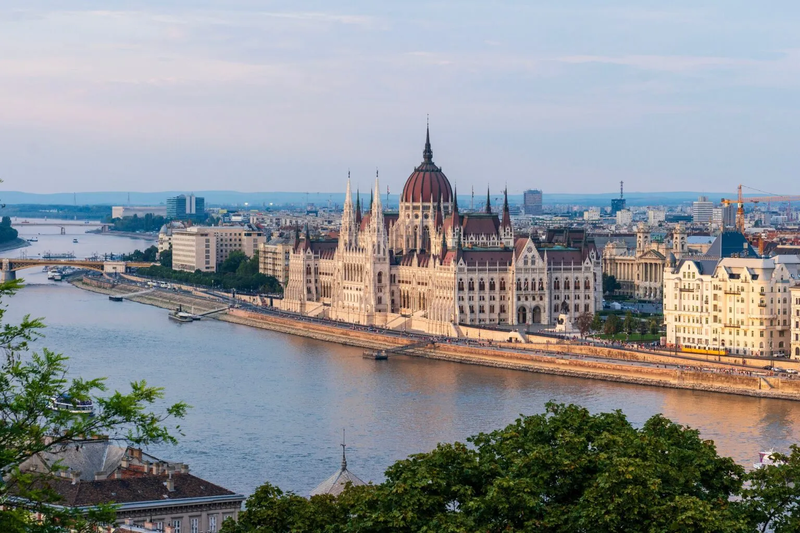 budapest-1536x1025.webp