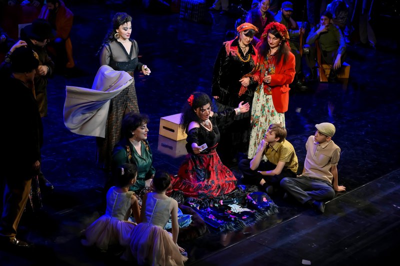 carmen3.jpg