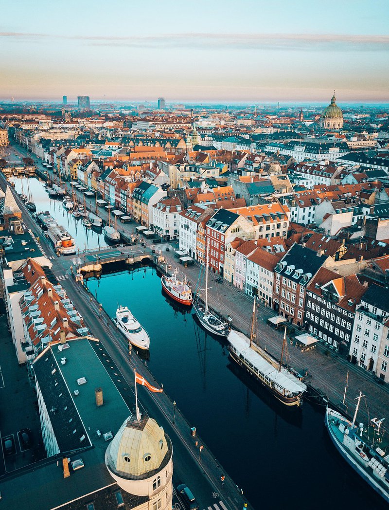 copenhagen-4052654_1280.jpg