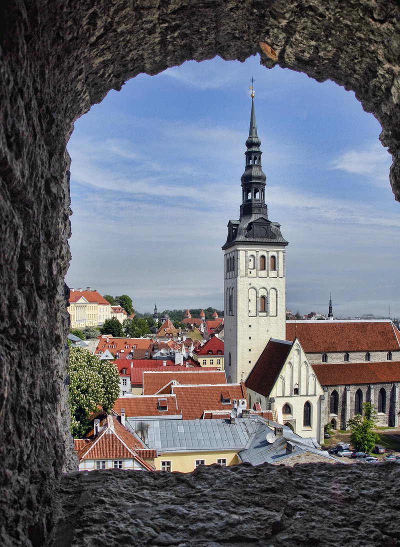 graham-h-tallinn-2413270_1920.jpg