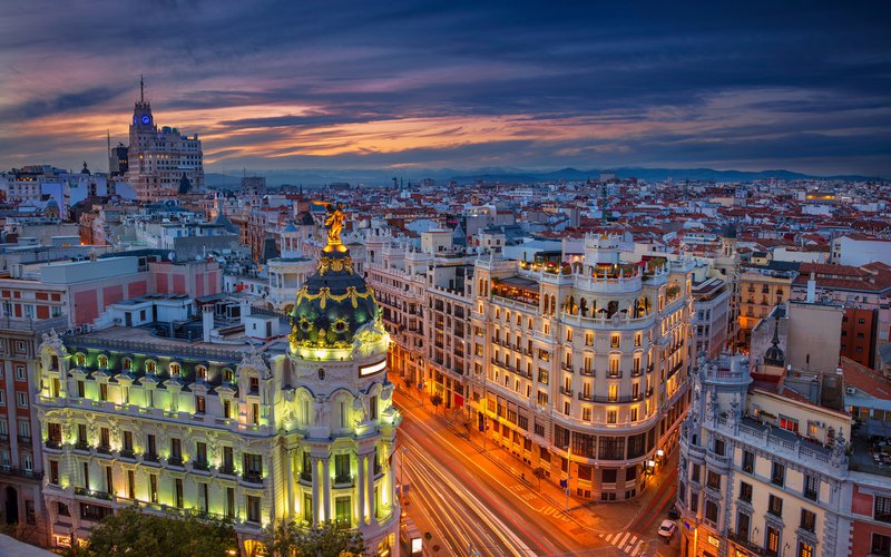 gran-via-madrid-night-lead-guide.jpg