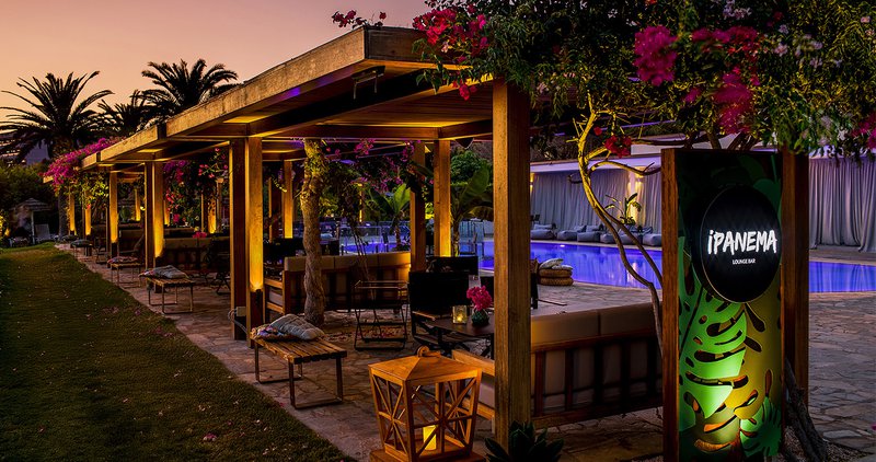 iPANEMA Lounge Bar_Alion Beach Hotel_Ayia Napa (3).jpg