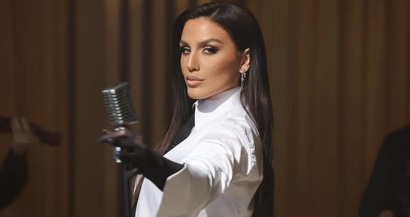 ioulia-kallimani-kratisinow.jpg.2.2e16d0ba.fill-1375x729_Fd7oWDL (1).png