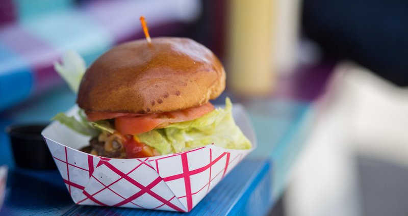 kendallpools-food-truck-2690194_1.2e16d0ba.fill-1375x729.jpg