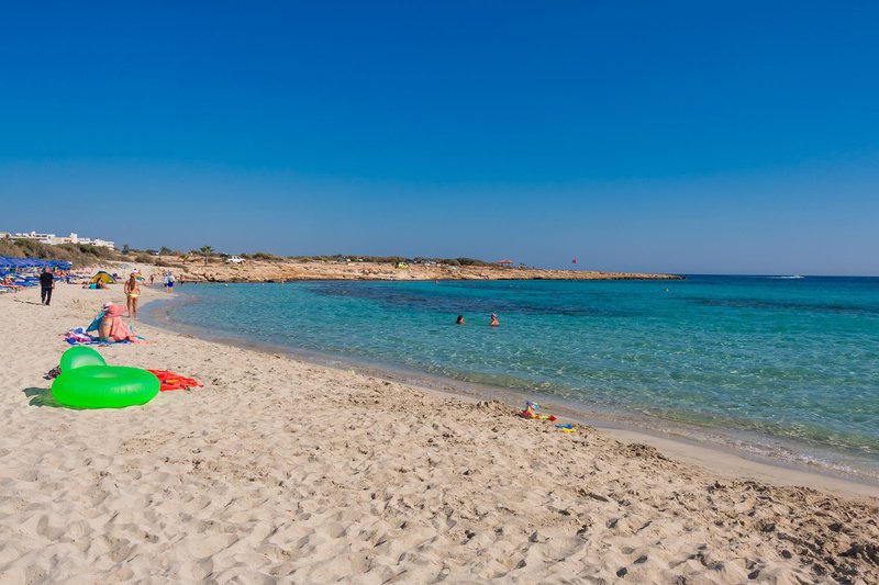 landa-beach-cyprus-001.jpg