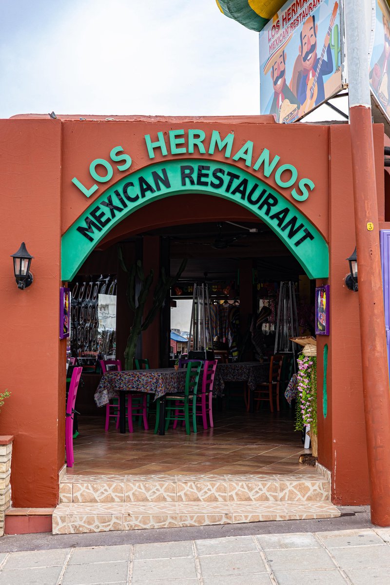 los hermanos.jpg