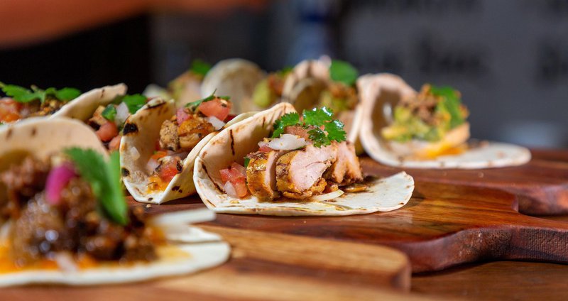 macourtmedia-tacos-7994117_1920.2e16d0ba.fill-1375x729.jpg
