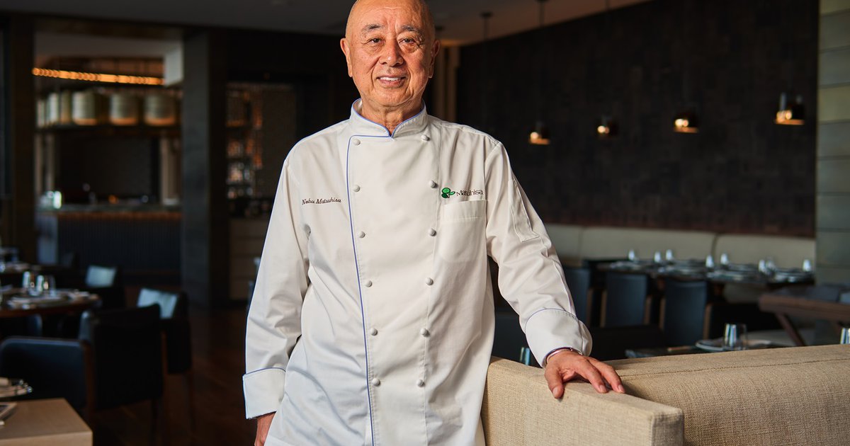 &Omicron; Chef Nobu Matsuhisa &epsilon;&pi;&iota;&sigma;&tau;&rho;έ&phi;&epsilon;&iota; &sigma;&tau;&eta;&nu; &Kappa;ύ&pi;&rho;&omicron;!