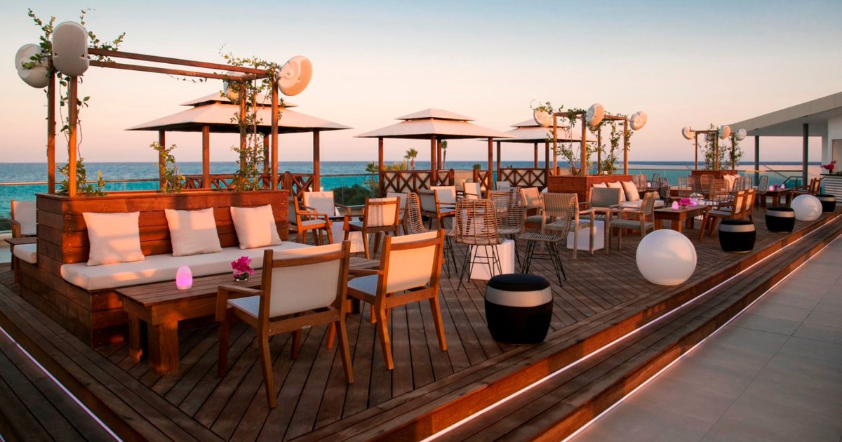 Άνοιξε ξανά ένα από τα πιο ωραία rooftop bar της Αγίας Νάπας Check In