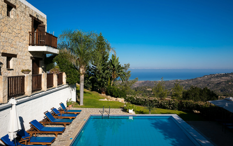 paradisos-hills-hotel-pool-product-image.webp