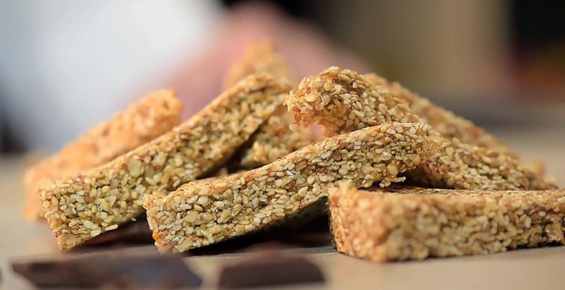 pasteli-me-sousami-kai-portokali.jpg