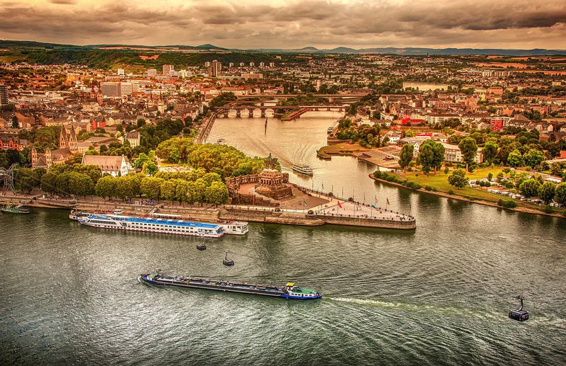 rhine-river-3453860_1280.jpg