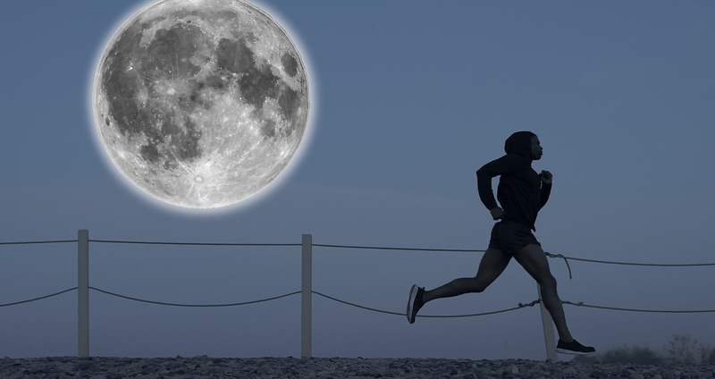 running-full-moon-min.2e16d0ba.fill-1375x729.png