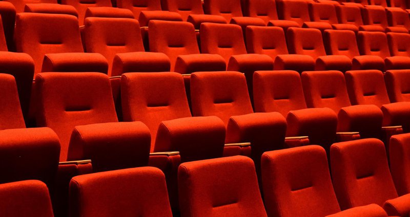wernerredlich-theater-8569119_192.2e16d0ba.fill-1375x729.jpg