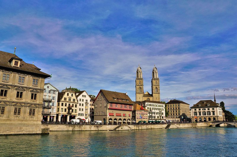 zurich-2417327_1280.jpg